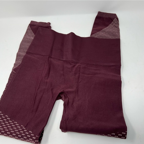 Spanx Look At Me Now seamless moto leggings. - Picture 2 of 6